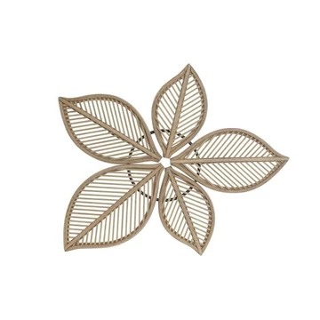 Dekoráció falra leveles rattan 60x3x71 cm natúr