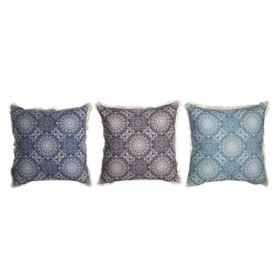 Párna poliészter 45x15x45 cm színes 3 féle